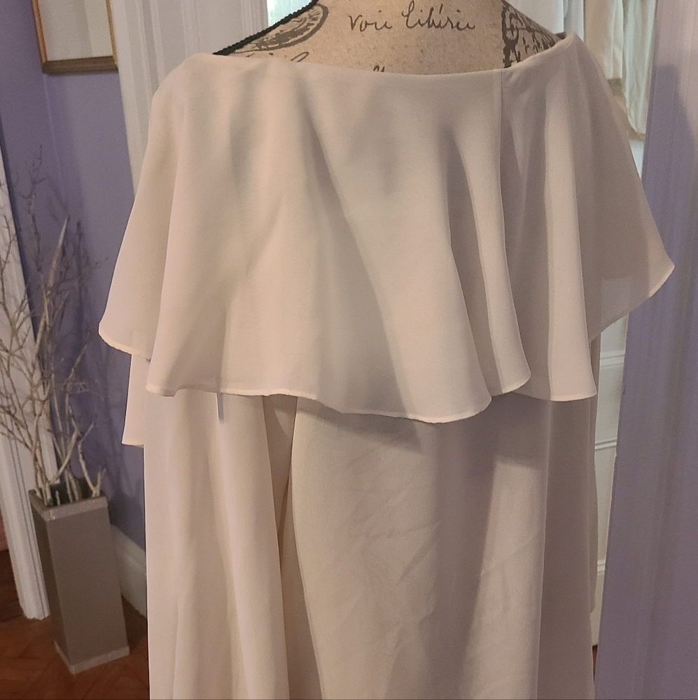 Exquisite Blouse Size Small hp๐ฅ๐ฅ๐ฅ๐ฅ - Picture 12 of 16